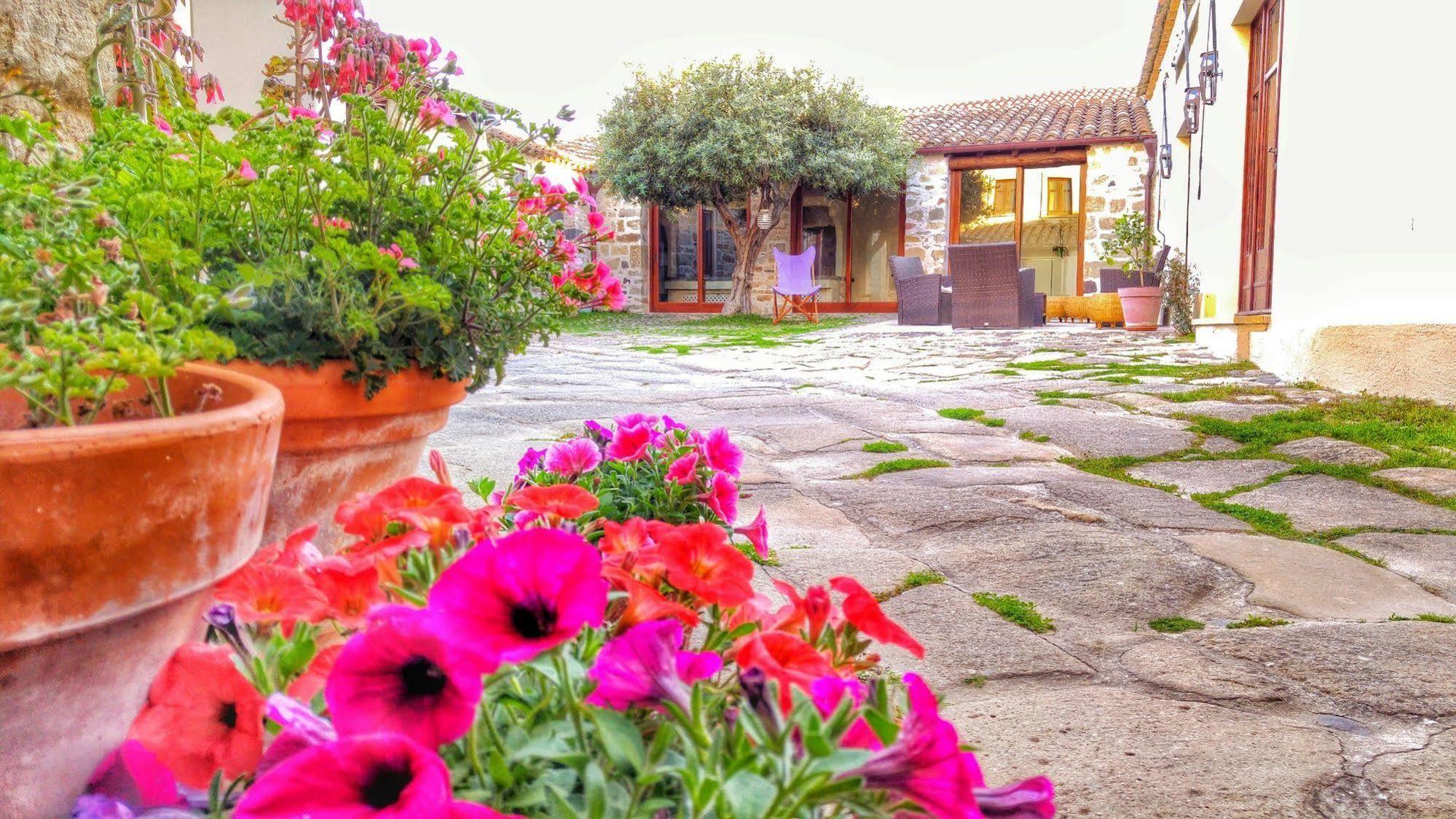 Il Borgo Dell'Arcangelo Tuili Dış mekan fotoğraf
